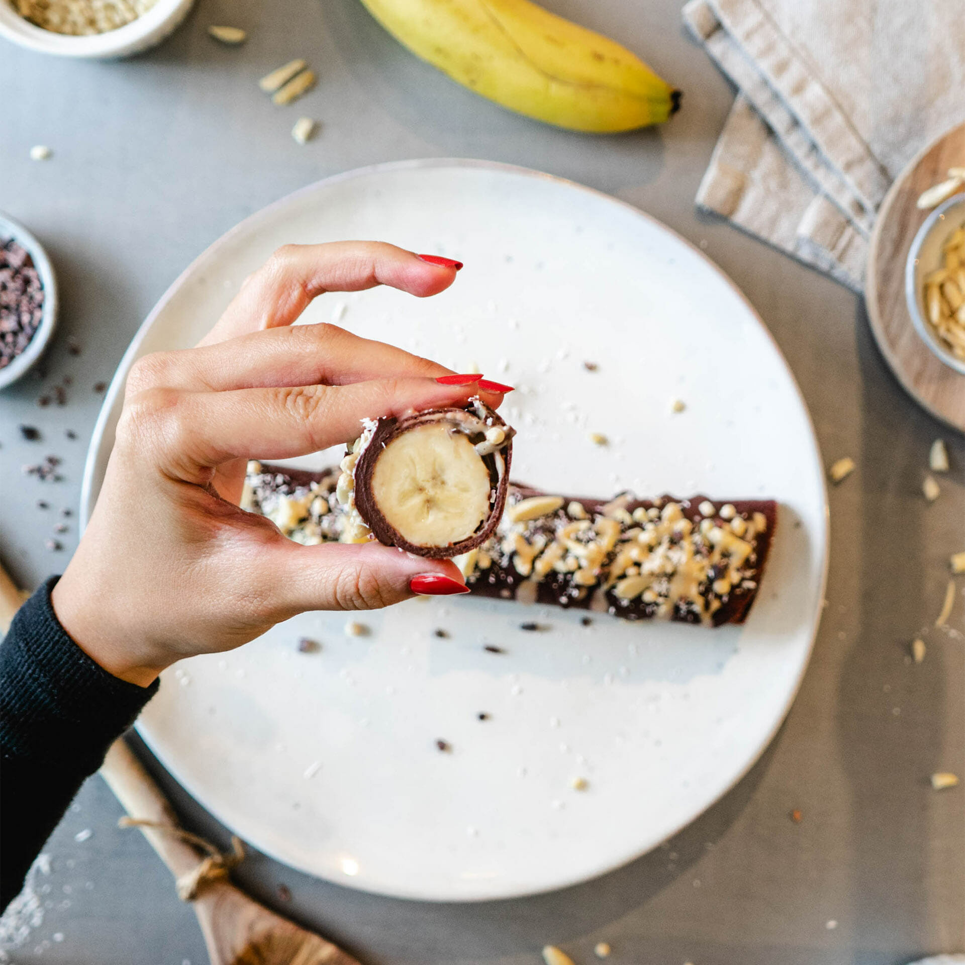 Bananen Sushi mit Schokoladensauce - Beetgold Vollgemüse