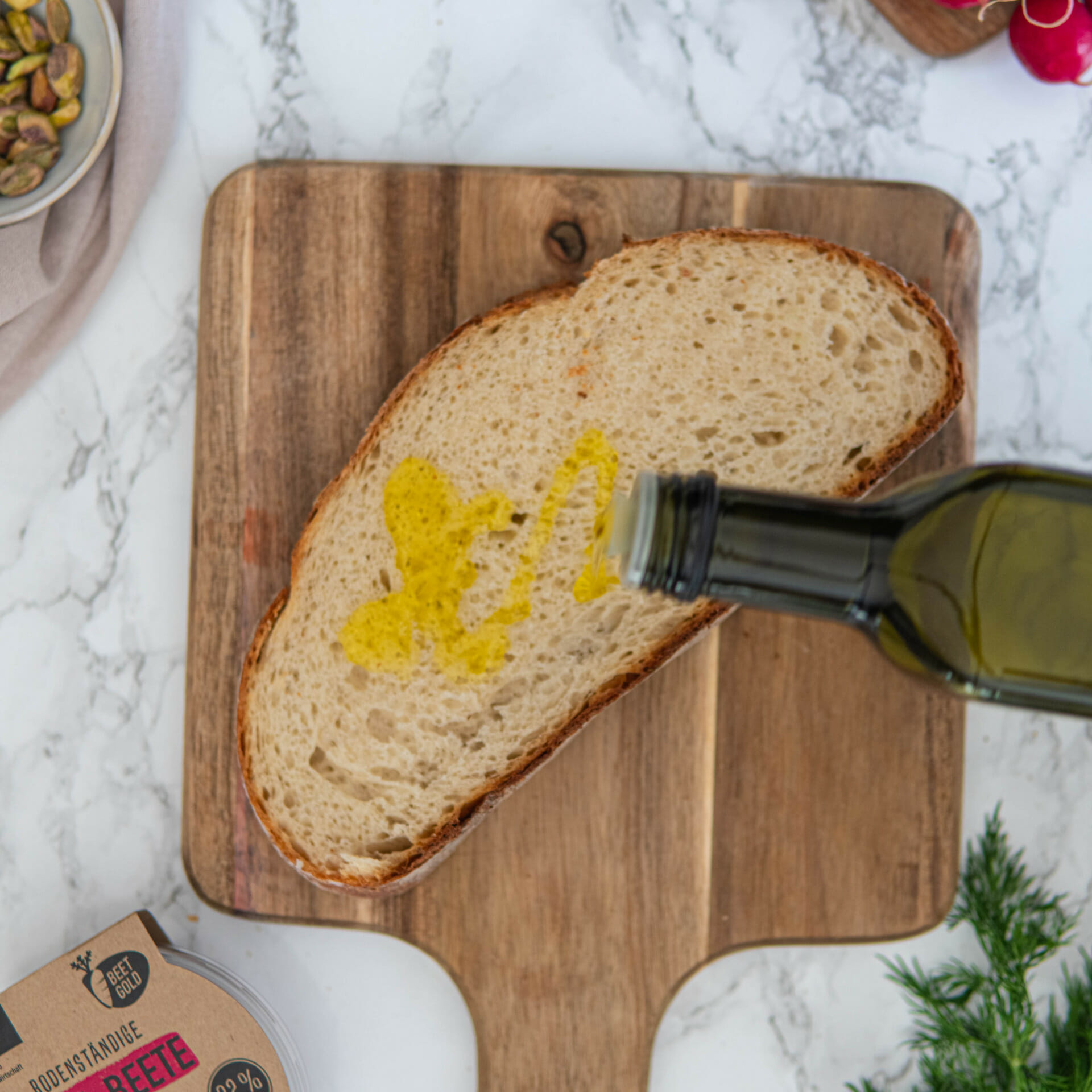 1 Scheibe Brot mit Olivenöl